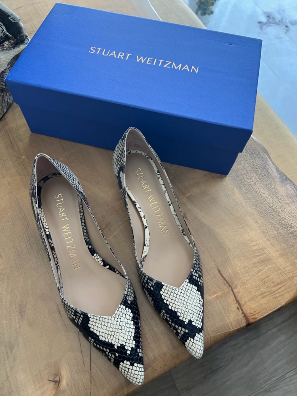 Stuart Weitzman Black & White Snake-Print Pointed Ballet Flats